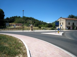 Edicola-Passo-di-Treia-1-300x225