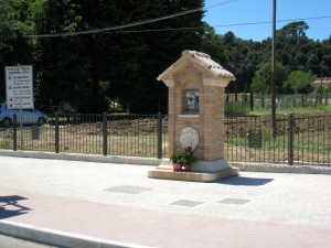Edicola-Passo-di-Treia-3-300x225