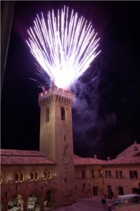 Apimarche - Fuochi torre civica Apimarche-Fuochi-torre-civica