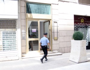 carabinieri_galleria_commercio-2-300x233