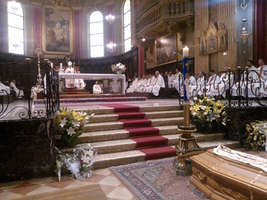 funerale-don-peter2-1024x767