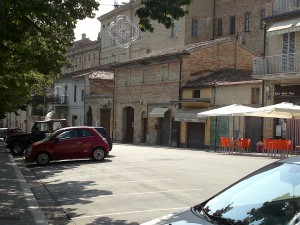 via leopardi_montefano via-leopardi_montefano