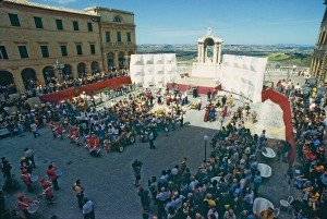 Corteo-Piazza_1-300x201