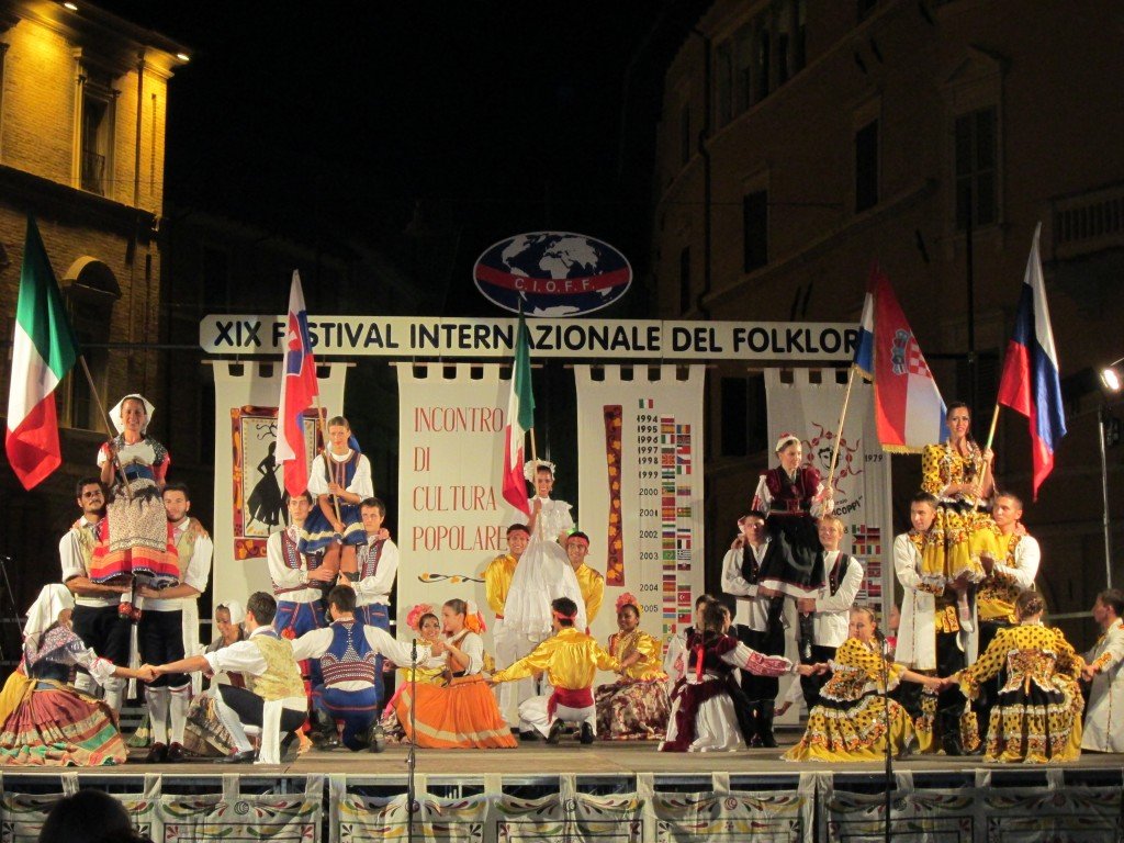 Festival del Folklore Festival-del-Folklore