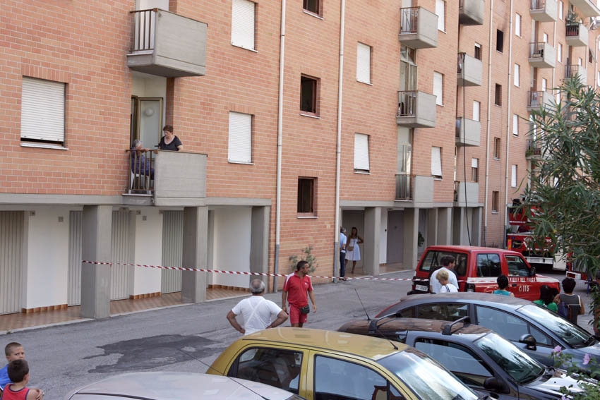 Incendio-Tolentino-via-Romita-1