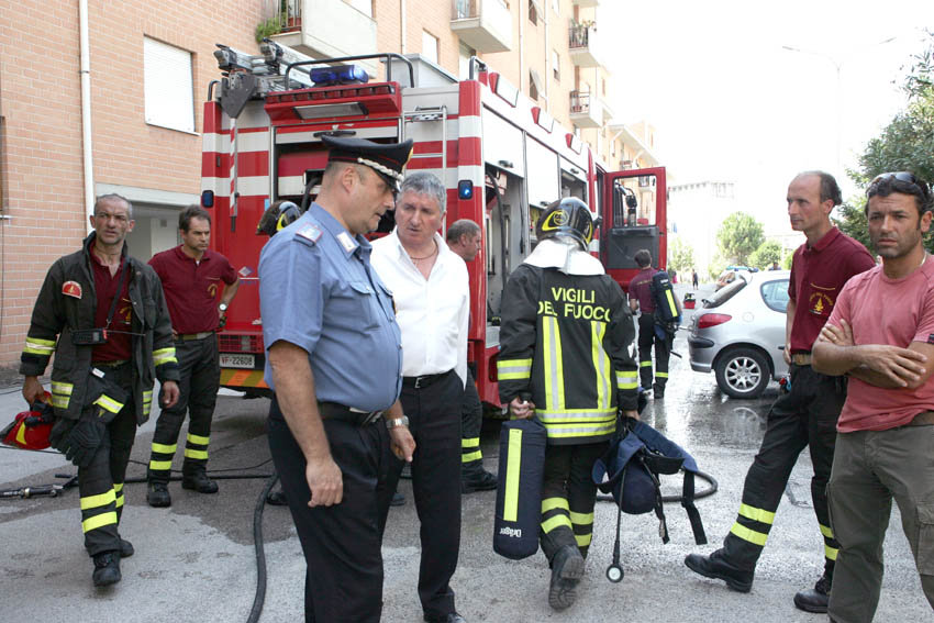 Incendio-Tolentino-via-Romita-7