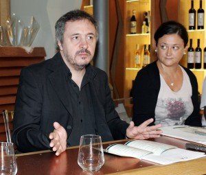 conferenza-stampa-macerata-ospitale-6-300x255