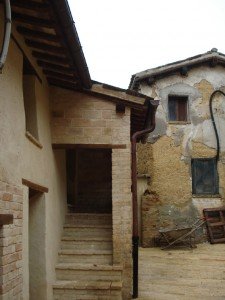 le case di terra di ficana le-case-di-terra-di-ficana