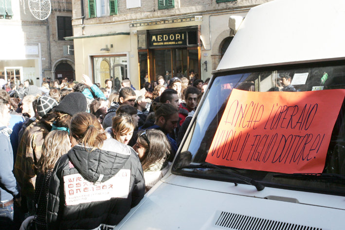 Protesta studenti (1) Protesta-studenti-1