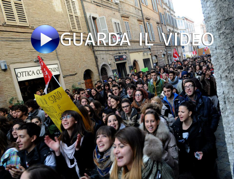 manifestazione_studenti 0 manifestazione_studenti-0