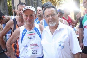 Lo sport Da six Ulderico Lambertucci ed il presidente della Pro loco di Piediripa Pio Tacconi Lo-sport-Da-six-Ulderico-Lambertucci-ed-il-presidente-della-Pro-loco-di-Piediripa-Pio-Tacconi