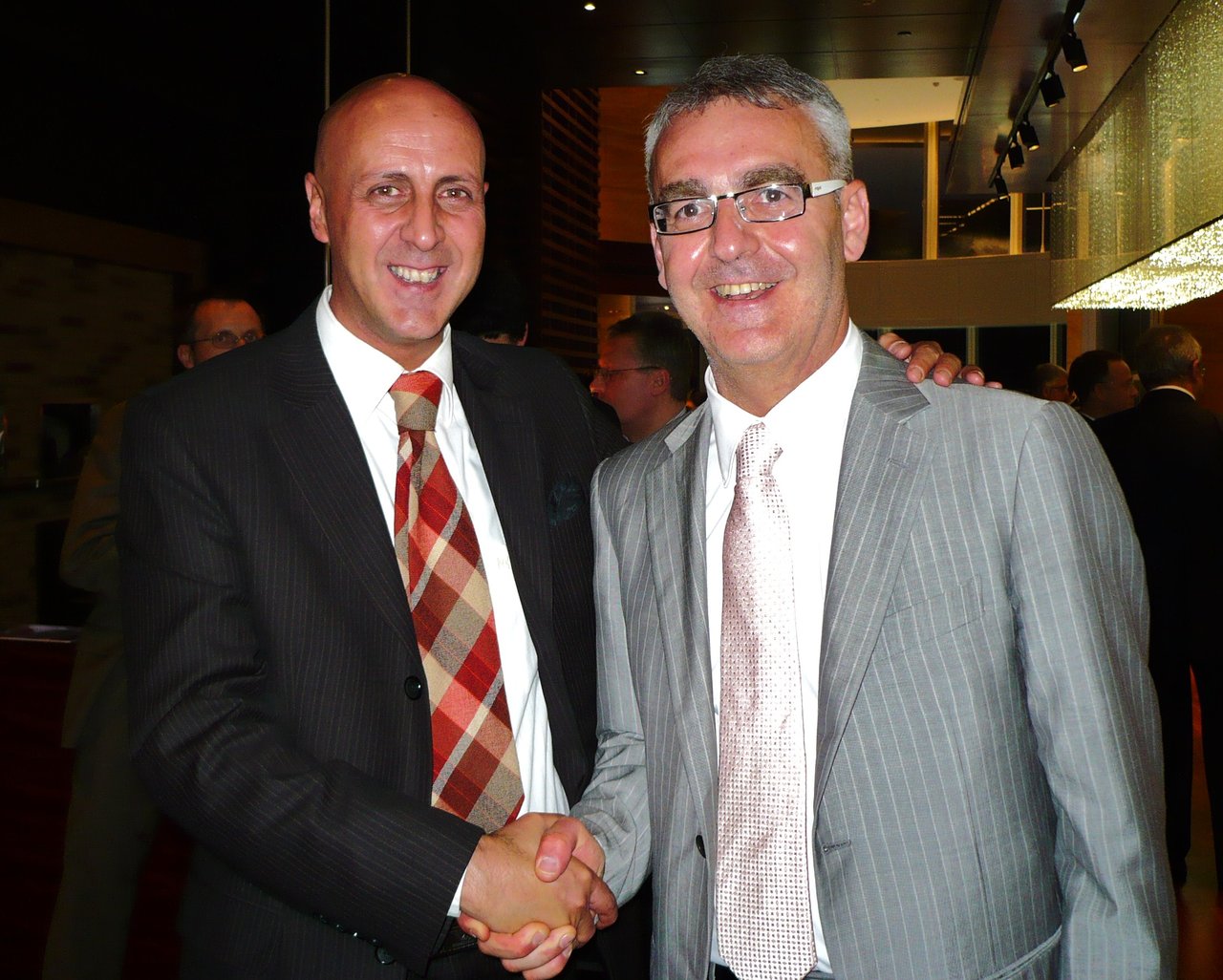 Roberto Berdini e il sindaco Romano Carancini a Nanchino