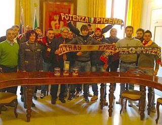 I tifosi del Potenza Picena in Comune