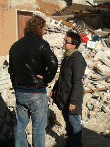 Il consigliere comunale Belinda Emili sul luogo del crollo