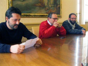 Da Sinistra l'assessore ai lavori pubblici Marco Poeta, il sindaco Tommaso Corvatta e il presidente della commissione Pierpaolo Rossi