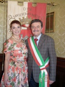 Mafalda Minnozzi insieme al sindaco Martini