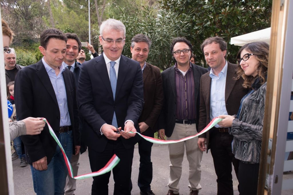 taglio del nastro