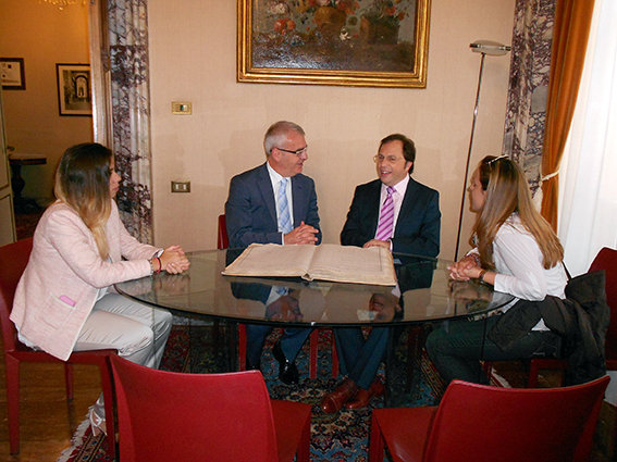 Carancini e sindaco argentino (2)