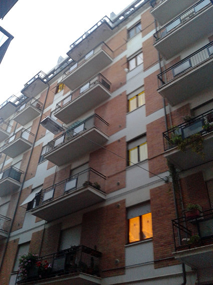 SUICIDIO_CIVITANOVA_QUINTO_PIANO