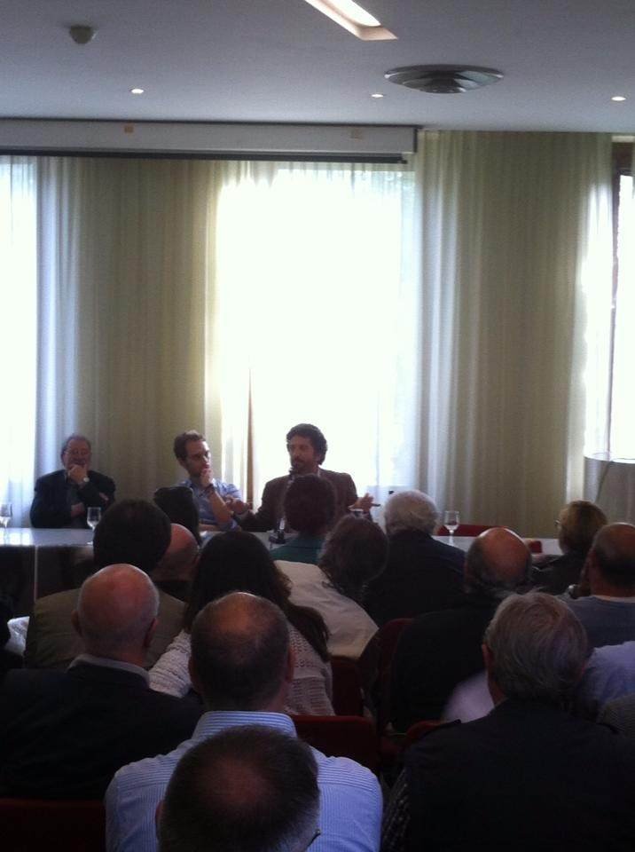 un momento dell'incontro con Pietrangelo Buttafuoco, giornalista e scrittore
