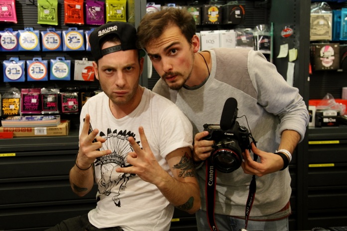 Il rapper Clementino (a sinistra) e Gianluca Grandinetti