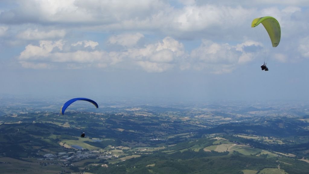 Parapendio_Montioli_08-06-13_Paolo_Cruciani_6