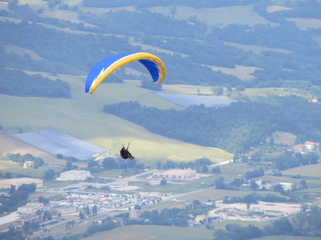 Parapendio_Montioli_08-06-13_Paolo_Cruciani_7