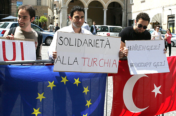 manifestazione_turchia
