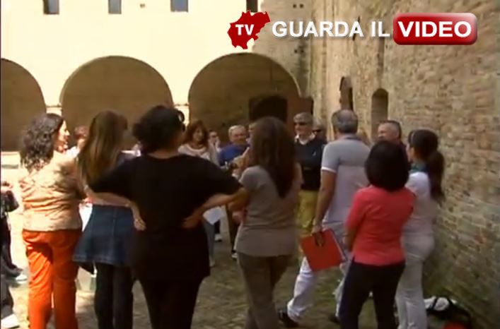 la gitana persone guardo il video