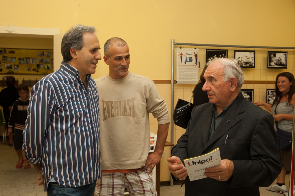 Giorgio-Clementi-e-Sauro-Carnevali-con-don-Giuseppe-Branchesi