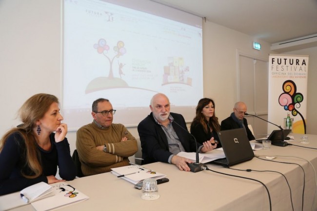 Nella foto da sinistra Rosetta Martellini, Tommaso Corvatta, Gino Troli, Valentina Conti e Massimo Arcangeli