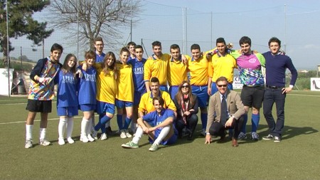 Il gruppo degli studenti protagonisti dello spot