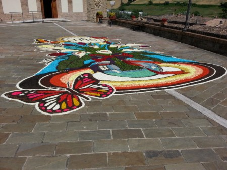 Infiorata Corpus Domini Castelraimondo (19)