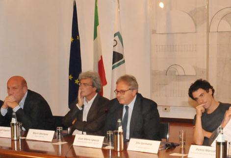 13_09_2013_GiovaneFavoloso_03_ST