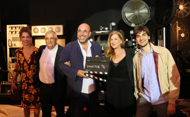 Paolo Virzì prova il ciac dopo la serata in piazza della Libertà