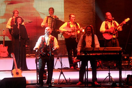 Renzo-Arbore-Sferisterio-2014-17-450x300