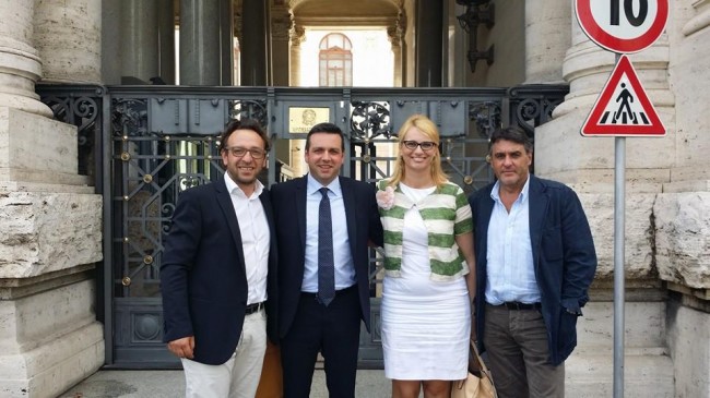 foto ministero reggi