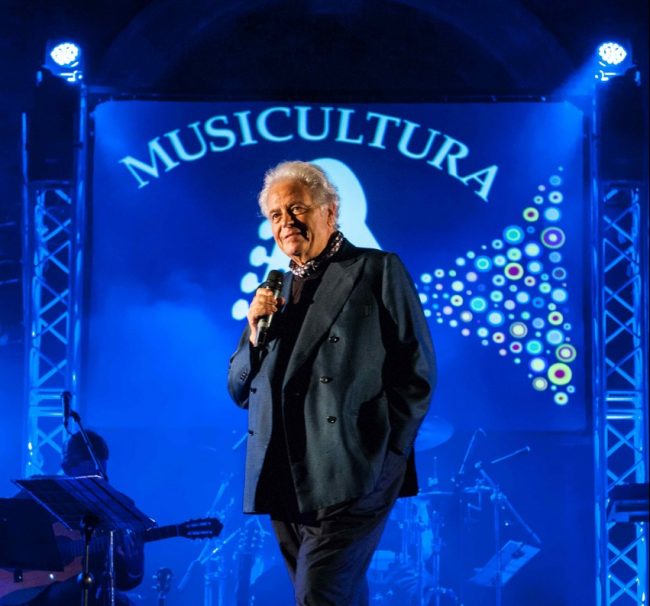 AND_4878-e1569682641477-650x606