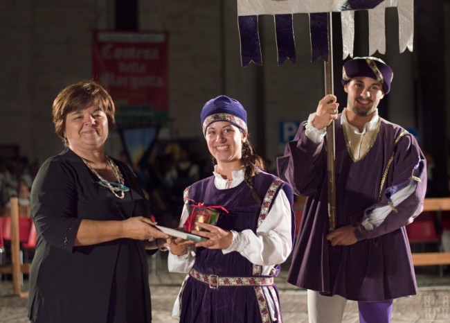 Calvigioni premia Fermo