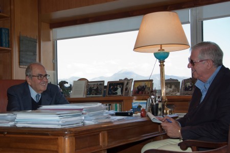 Nella foto di Genesio Medori: Francesco Merloni e Maurizio Verdenelli (dal libro "La leggenda del Santo Petroliere", Ilari editore)
