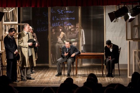 La Compagnia Avalon in "Le voci di dentro"
