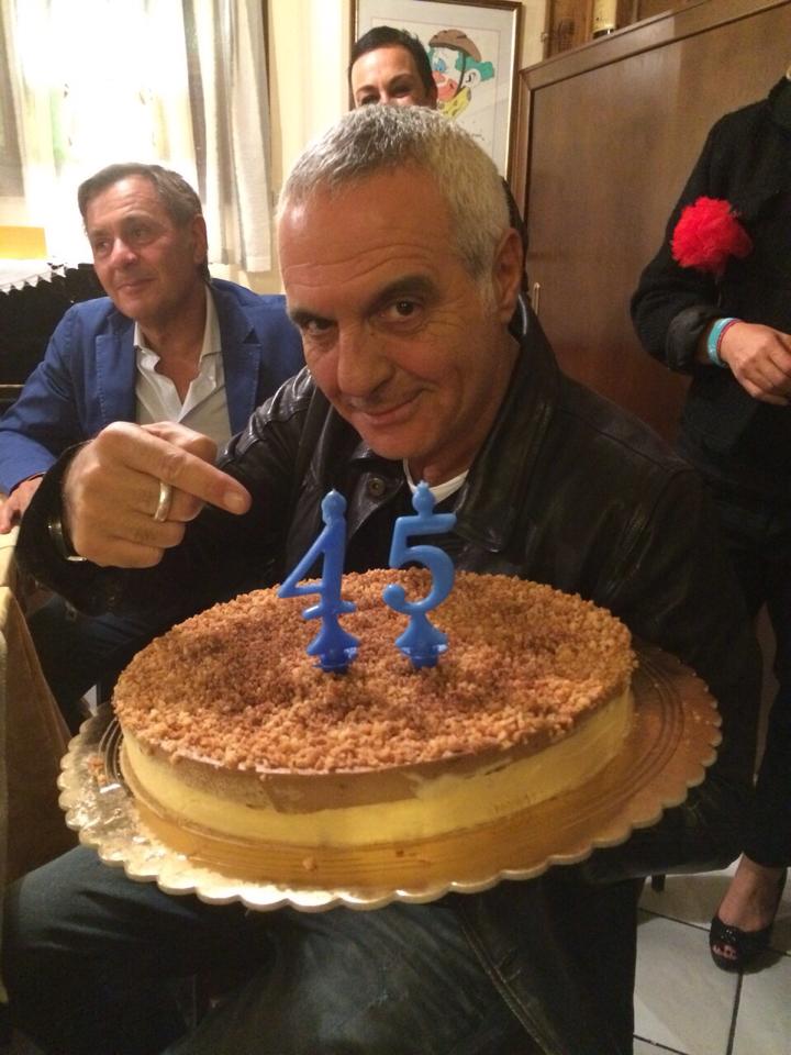 Panariello festeggia a Monte San Giusto i suoi 45 anni