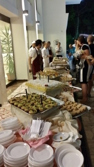 Milano marittima buffet di dolci all'hotel Fabio Romagnoli