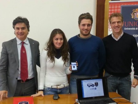 Il rettore Flavio Corradini con Angelica Bernacchini, Matteo Marchionne e 