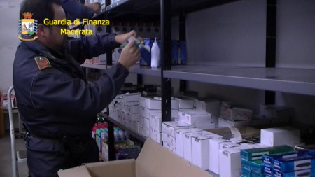 sequestro cosmetici finanza (1)