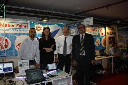 lo stand della scuola di Recanati al Maker Faire di Roma