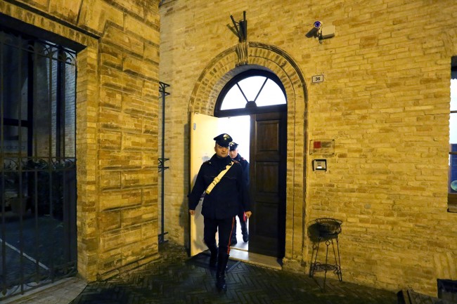 Carabinieri Ostello  Asilo Ricci (3)