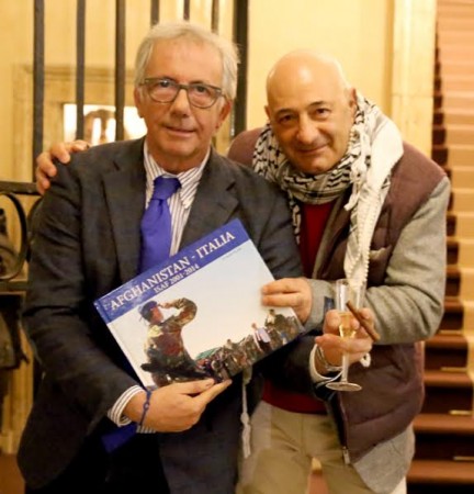 Guido Picchio con Paolo Notari (La Vita in diretta) nella presentazione a Roma