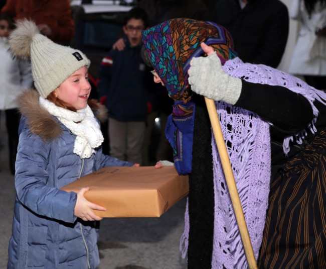 Carabinieri - Befana (8)