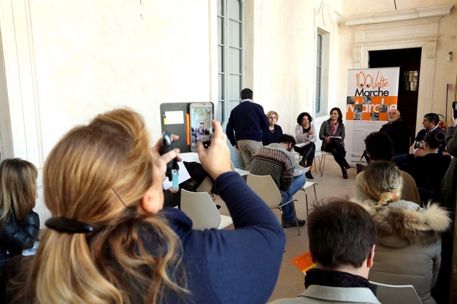 Conf 100 volte Marche